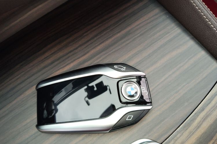 BMW 5 Series New Energy 2019 car image #11