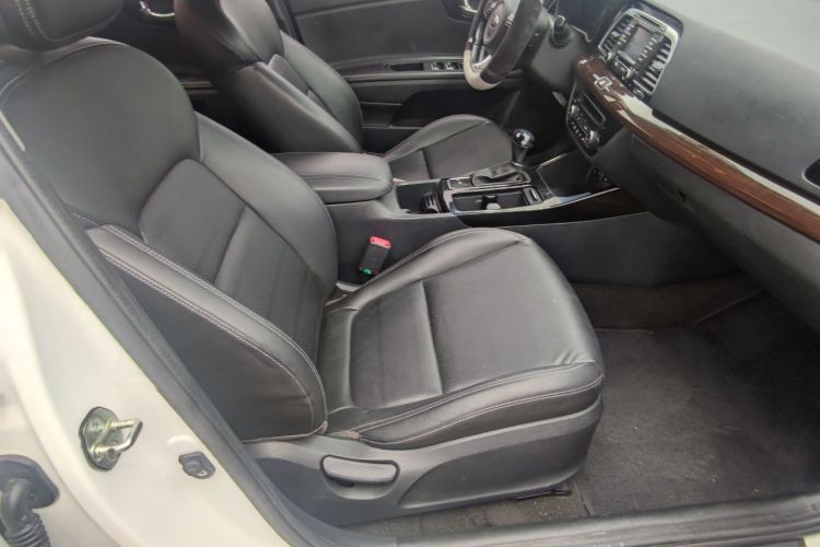 起亚 起亚K4 2016 汽车图片 #11