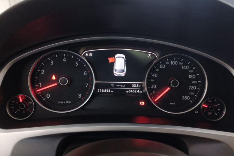 Volkswagen Touareg 2016 car image #11