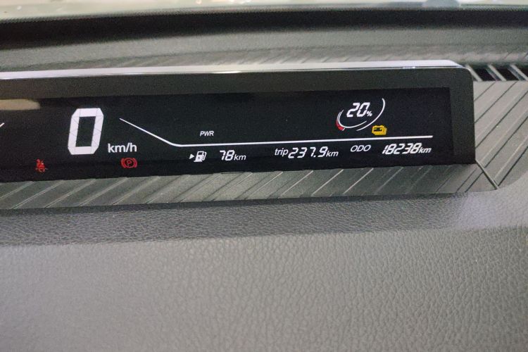 哪吒汽车 哪吒AYA 2024 汽车图片 #11