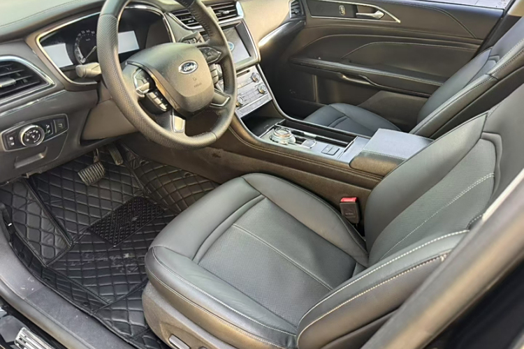 Ford Taurus 2016 car image #11