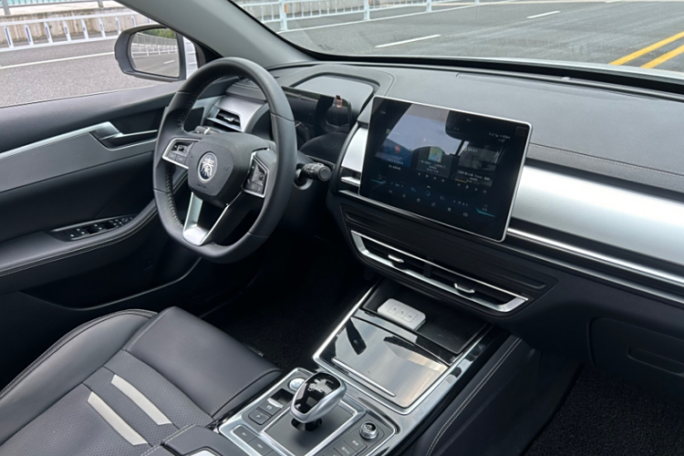 BYD Qin Pro New Energy 2020 car image #11