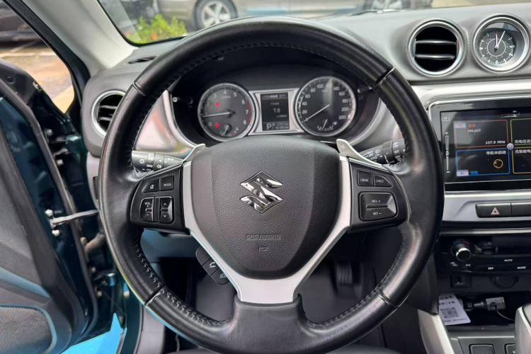 铃木 维特拉 2018 汽车图片 #11