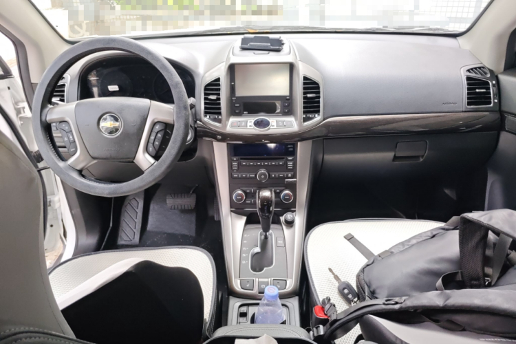 Chevrolet Captiva (Imported) 2015 car image #11