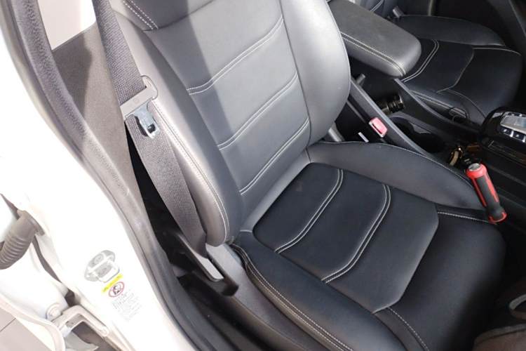 BYD Yuan New Energy 2021 car image #11