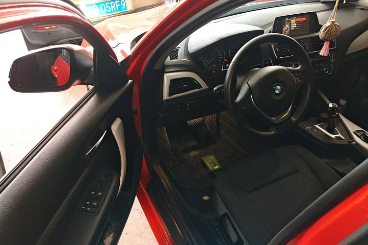 BMW 1 Series (Imported) 2017 #11 BMW 1 Series (Imported) 2017 car image #11