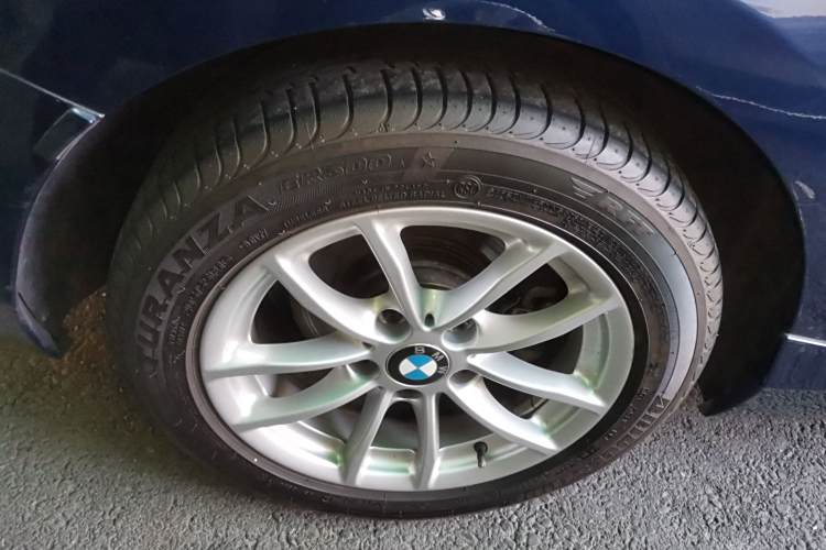 BMW 1 Series (Imported) 2019 #11 BMW 1 Series (Imported) 2019 car image #11