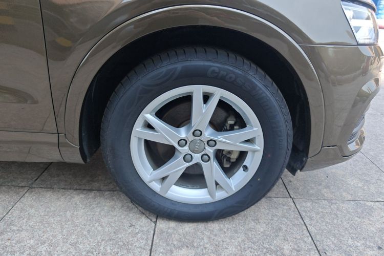 Audi Q3 (Imported) 2017 car image #11