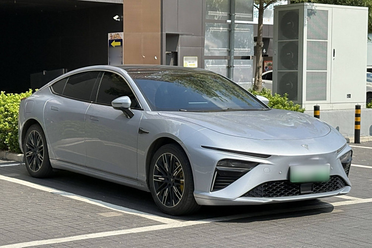 哪吒汽车 哪吒S 2023 汽车图片 #11