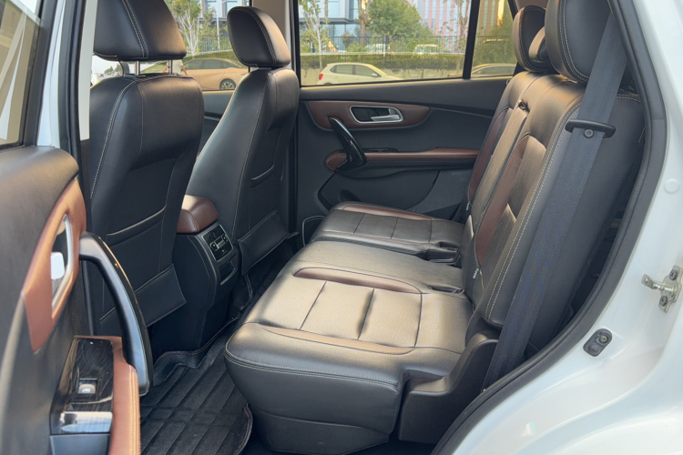 SWM X7 2018 imagen de coche #11