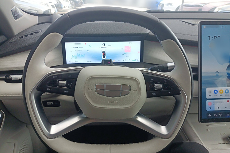 GEELY PrefaceL 2023 car image #11