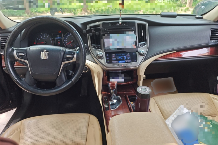 丰田 皇冠 2015 汽车图片 #11