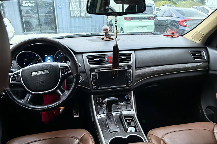 Haval H8 2016 #11 Haval H8 2016 изображение автомобиля #11