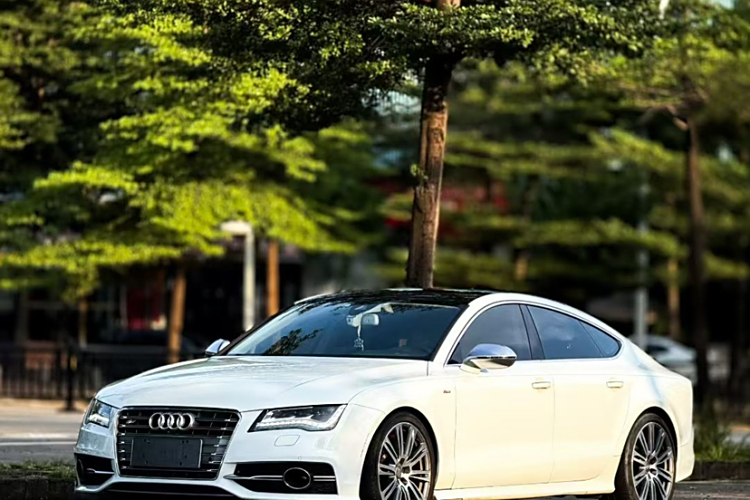 Audi A7 2015 immagine di auto #11