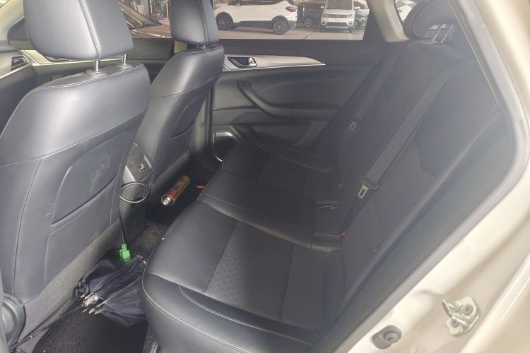 Changan Eado EV 2020 car image #11