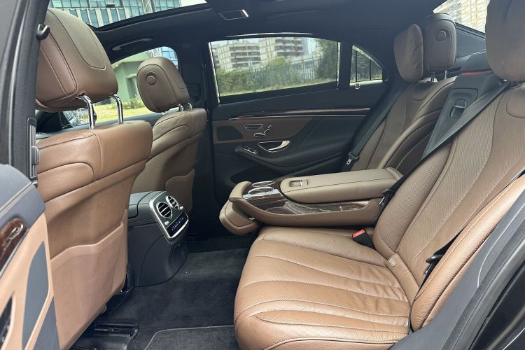 Mercedes-Benz S Class 2020 car image #11