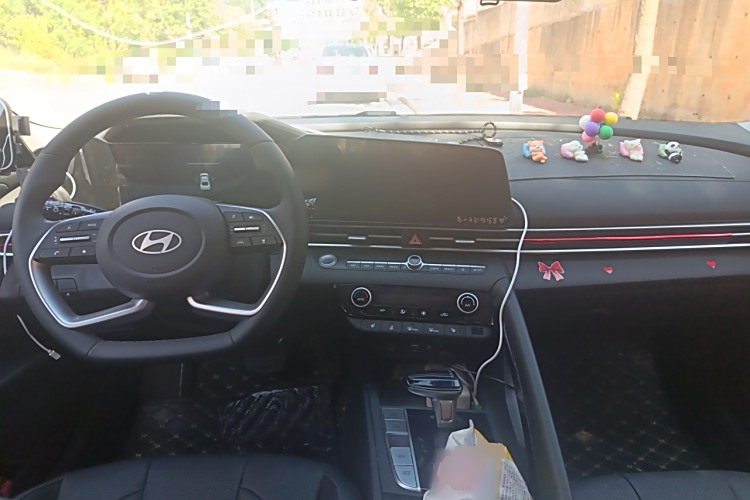 Hyundai Elantra EV 2025 #11 Hyundai Elantra EV 2025 immagine di auto #11