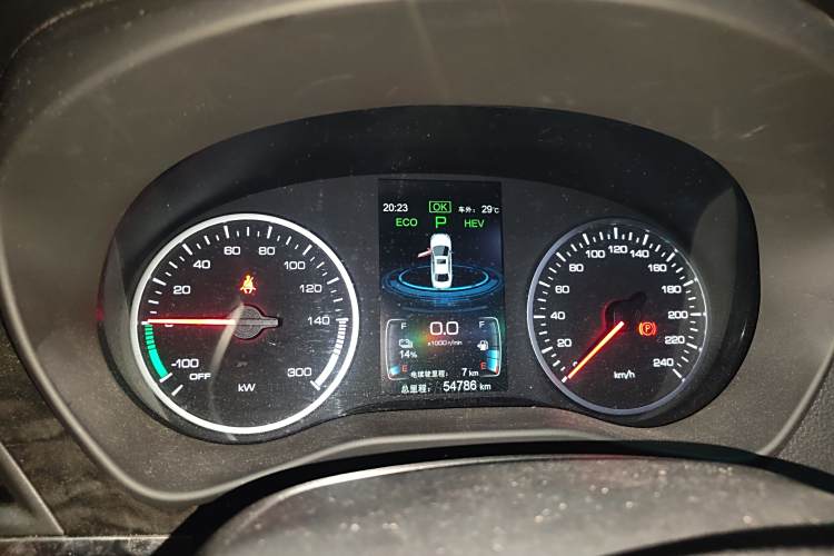 BYD Qin New Energy 2018 car image #11