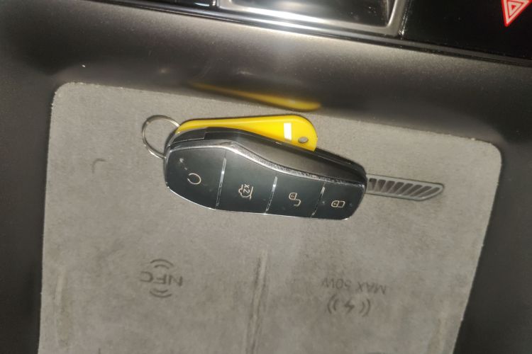 BYD Sea Lion 07 EV 2024 car image #11