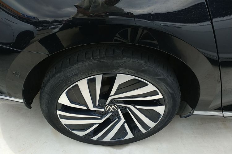 Volkswagen Magotan GTE 2022 car image #11