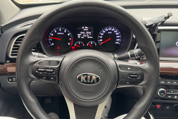 Kia K5 2019 imagen de coche #11