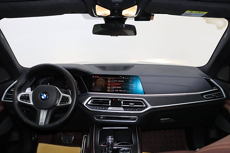 BMW X7 M60i 2020 immagine di auto #11