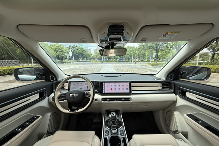 GEELY ICON 2023 car image #11