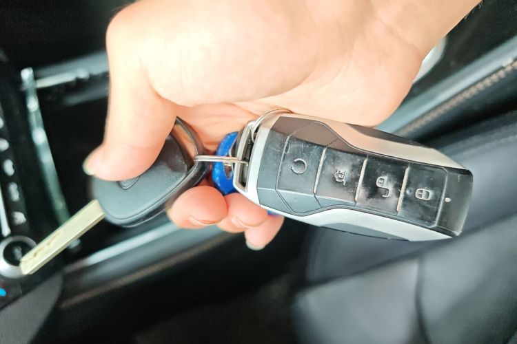 Changan Eado EV 2021 car image #11