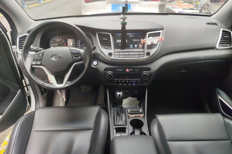 Hyundai Tucson (Imported) 2018 #11 Hyundai Tucson (Imported) 2018 immagine di auto #11