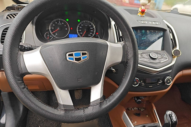 GEELY KingKong 2016 car image #11