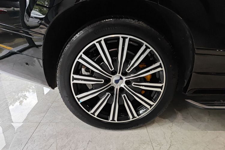 Denza N9 2025 imagem de carro #11