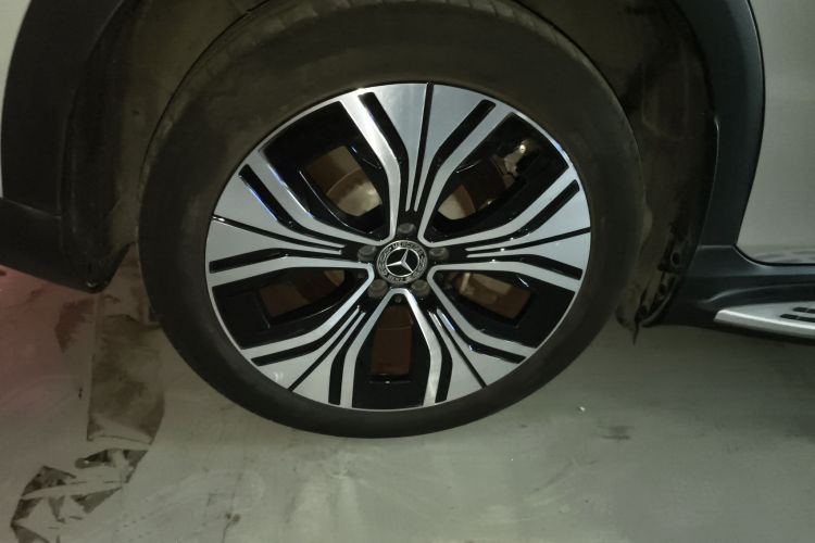 Mercedes-Benz EQE SUV 2023 #11 Mercedes-Benz EQE SUV 2023 car image #11