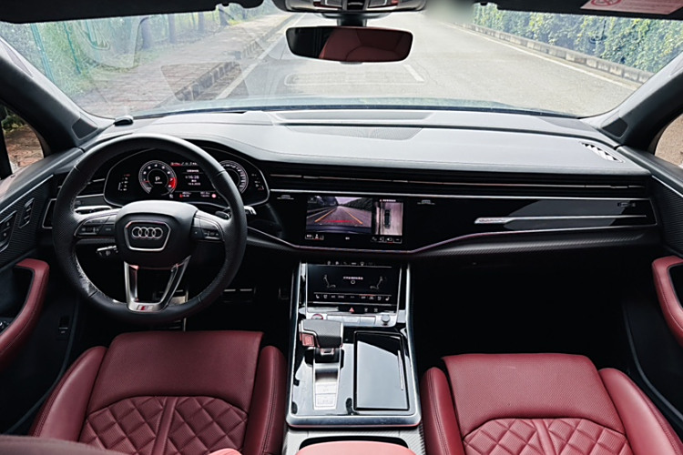 Audi SQ7 2024 #11 Audi SQ7 2024 car image #11