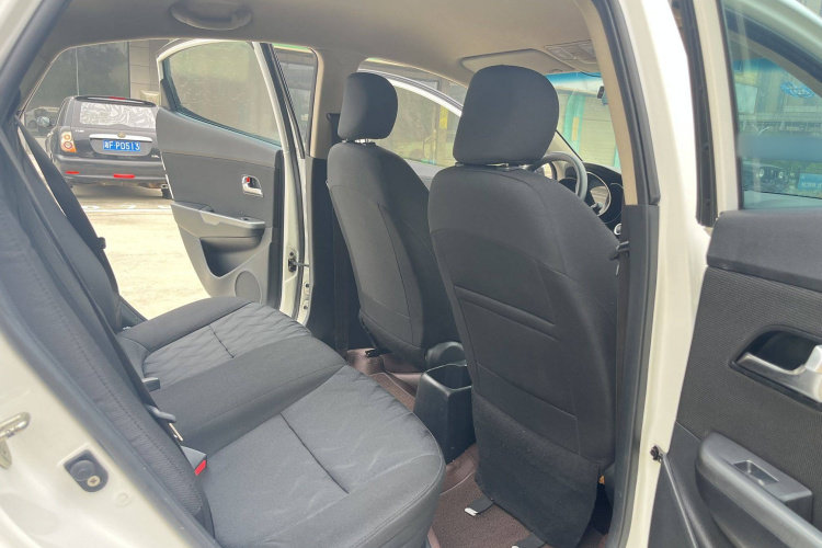 起亚 起亚K2 2016 汽车图片 #11