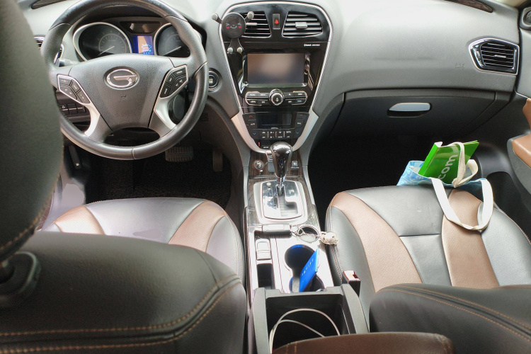 GAC Trumpchi GS5 Super 2015 car image #11