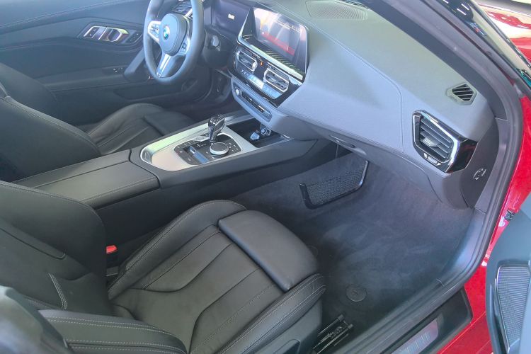 BMW Z4 M40i 2021 car image #11