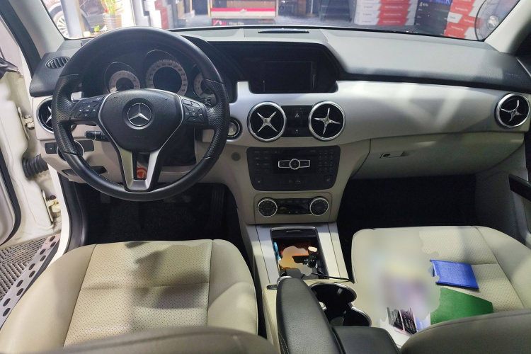 Mercedes-Benz GLK Class 2014 car image #11