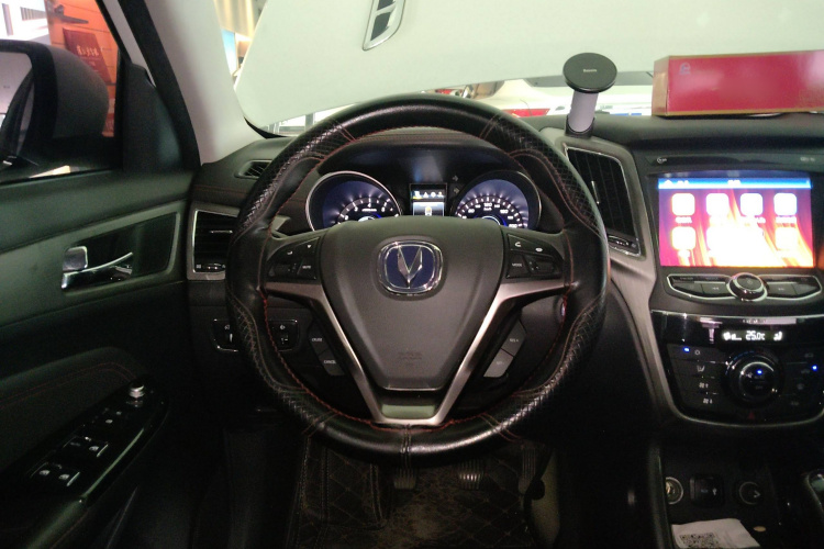 长安 长安CS75 2018 汽车图片 #11