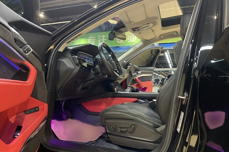 Audi e-tron 2023 #11 Audi e-tron 2023 car image #11