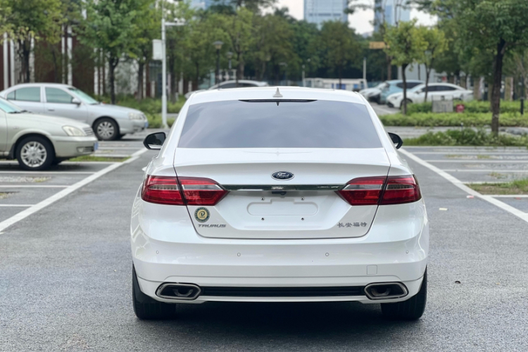 Ford Taurus 2016 #11 Ford Taurus 2016 صورة سيارة #11