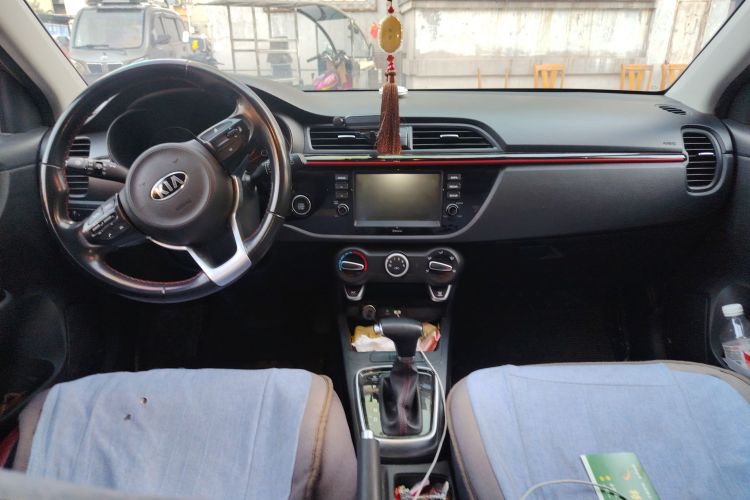 Kia Rio Cross 2019 صورة سيارة #11