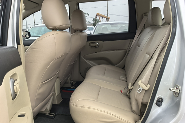 日产 骊威 2015 汽车图片 #11