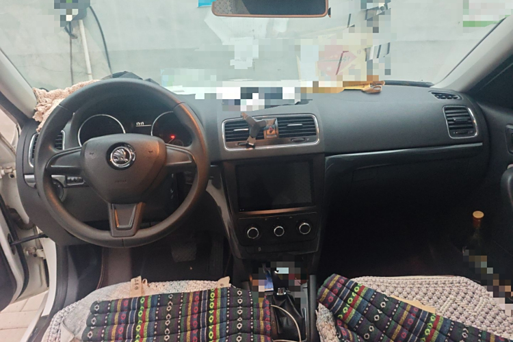 Skoda Yeti (Imported) 2018 car image #11