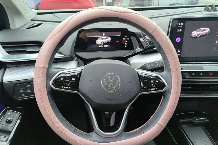 Volkswagen ID.6 X 2021 car image #11