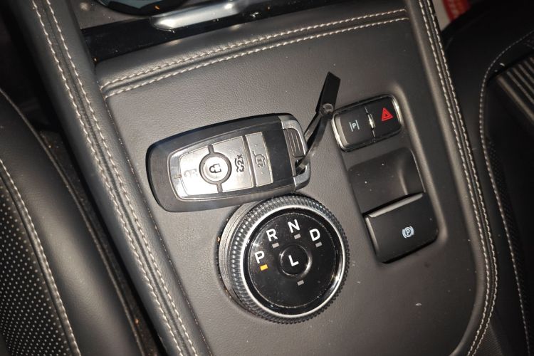 Ford Mustang Mach-E 2022 #11 Ford Mustang Mach-E 2022 car image #11