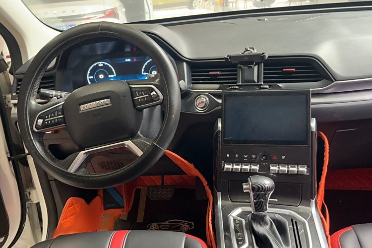 Haval H4 2018 car image #11