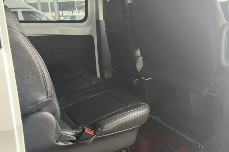 Ford Transit 2020 immagine di auto #11