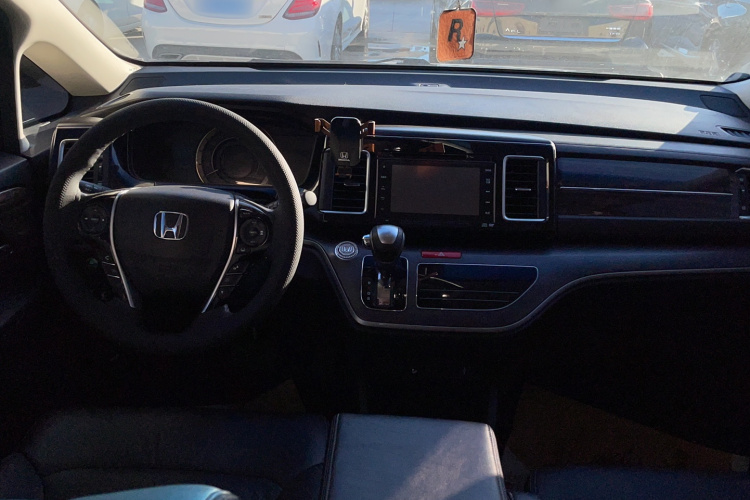 Honda Elysion 2016 imagen de coche #11