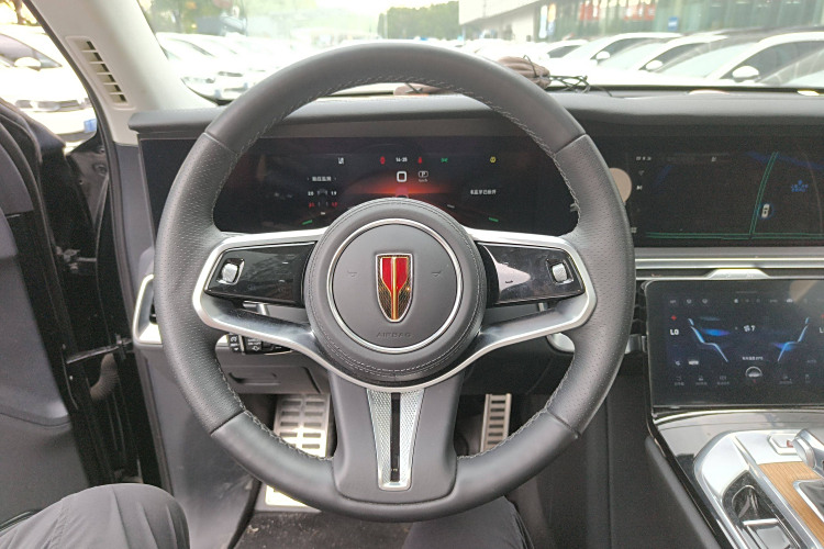 HongQi E-HS9 2023 #11 HongQi E-HS9 2023 car image #11