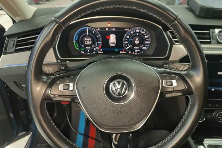Volkswagen Variant New Energy 2019 صورة سيارة #11